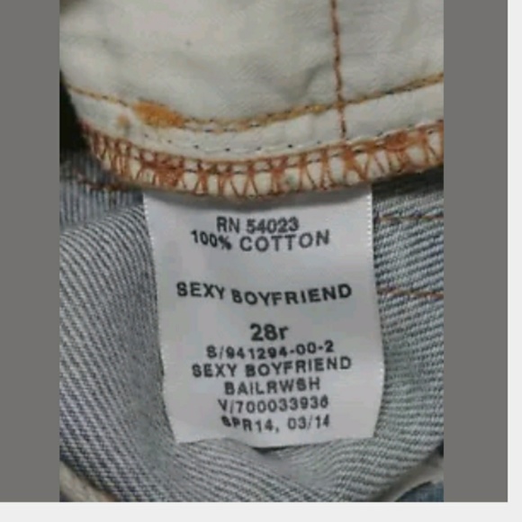 Gap Sexy Boyfriend Jeans - Picture 4 of 6